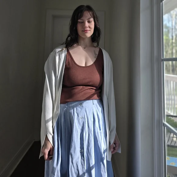 White Cardigan - Picture 5 of 9